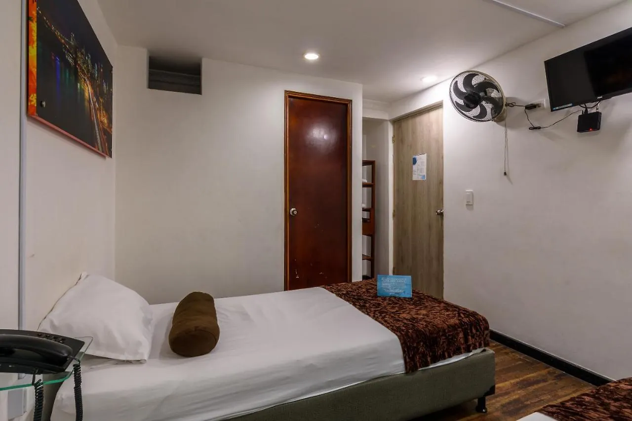 Hotel Sol Del Estadio Medellin 3*,